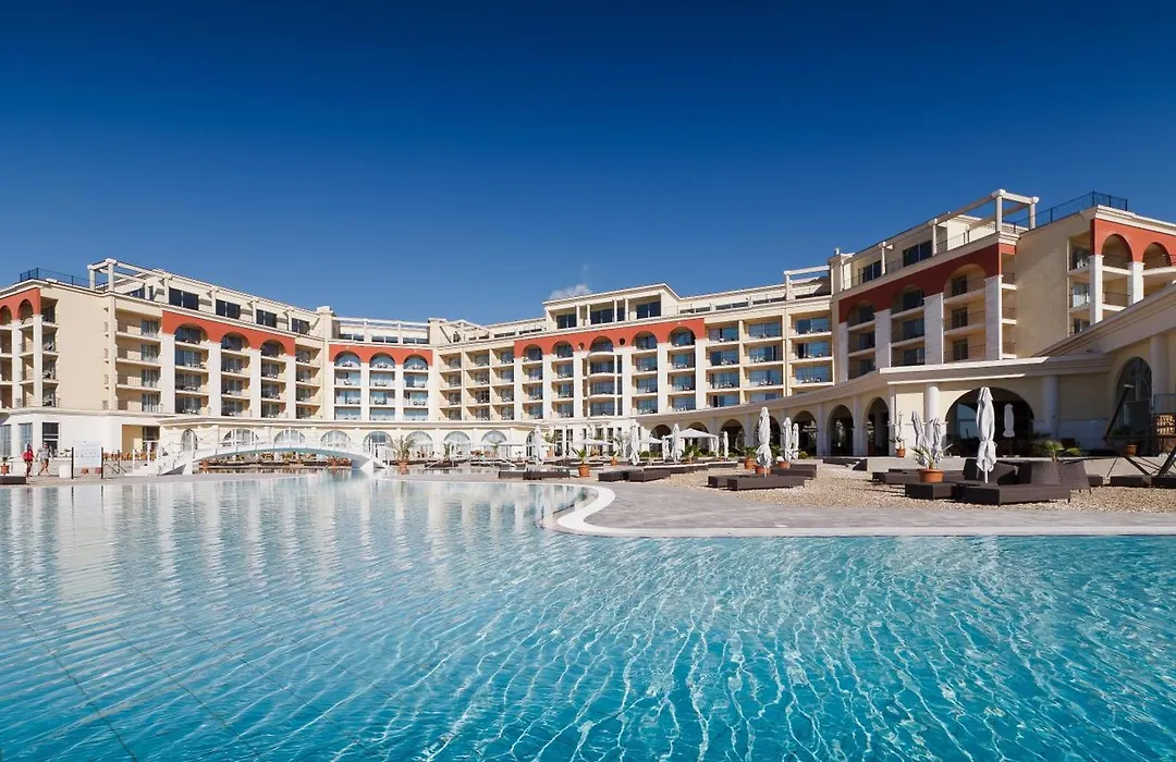 Lighthouse Golf & Spa Hotel-1
